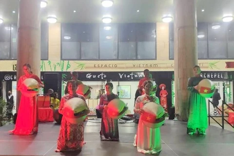 Vietnamitas en Venezuela celebran encuentro por Año Nuevo Lunar