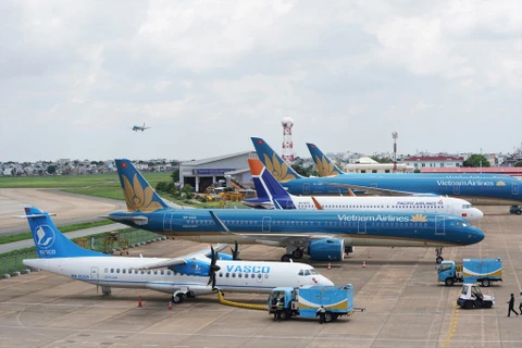 Vietnam Airlines reduce 59 por ciento de su ingreso en 2020 por COVID-19