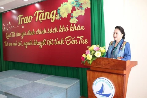 Presidenta del Parlamento vietnamita pide más atención a la población en Ben Tre