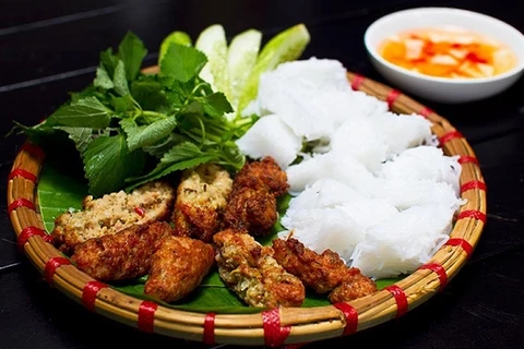 Cha ruoi – un plato especial de Hanoi