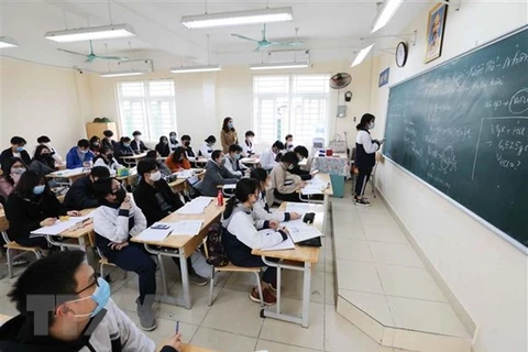 Instan a garantizar seguridad absoluta de maestros y alumnos en Vietnam ante el COVID-19 