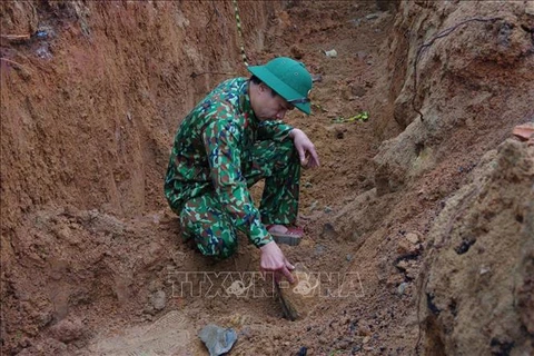 Desactiva una bomba de 220 kilogramos en la provincia vietnamita