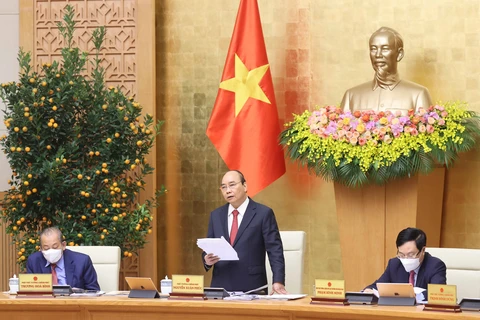 Primer ministro de Vietnam exhorta a mayores esfuerzos para alcanzar crecimiento económico de 6,5 por ciento 