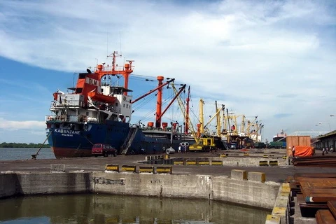 ASEAN promueve cooperación en transporte marítimo 