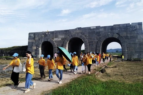 Descubrir ciudadela patrimonial en Vietnam con grandes descuentos