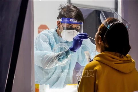 Filipinas registra primer caso de la variante brasileña del virus SARS-CoV-2