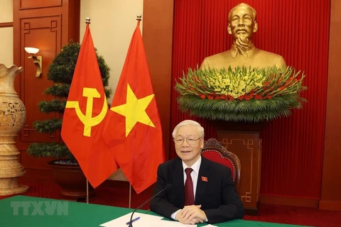 Máximo dirigente partidista de Vietnam dialoga con presidente de Rusia