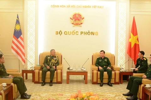 Vietnam y Malasia promueven nexos de cooperación en defensa