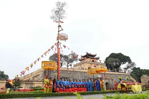 El levantamiento del cay neu en el palacio real de Hue