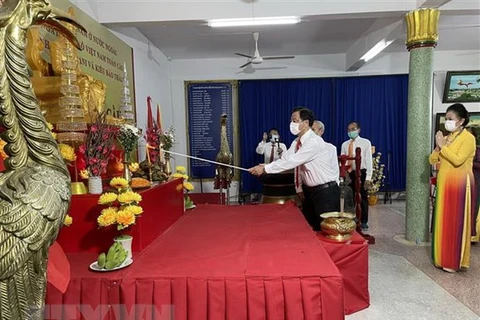 Vietnamitas en Tailandia homenajean a legendarios fundadores de la nación