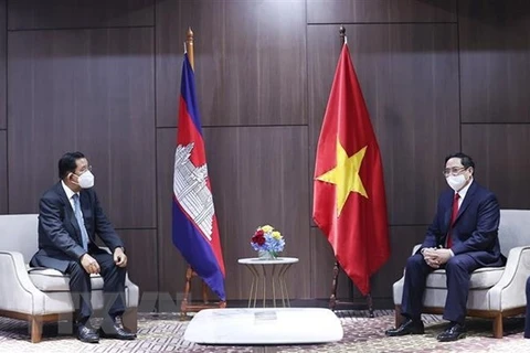 Primer ministro de Vietnam se reúne con sus homólogos de Camboya, Singapur y Malasia 