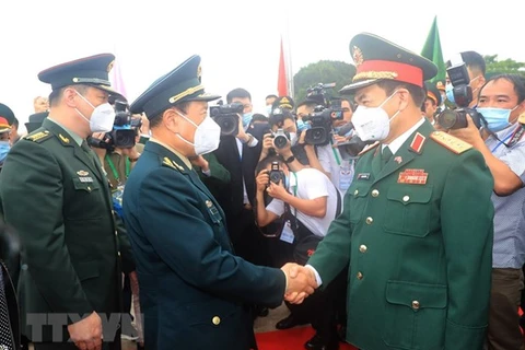 Efectúan intercambio amistoso de defensa fronteriza Vietnam-China