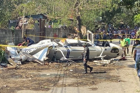 Fallece piloto en siniestro de helicóptero militar en Filipinas