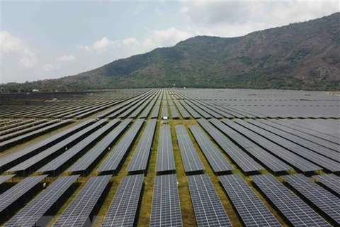 Experimenta Vietnam el boom de energía solar, según periódico alemán