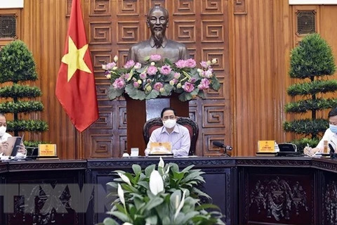 Premier vietnamita insta a preparar labores electorales en caso de brotes del COVID-19