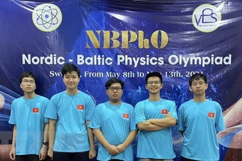 Estudiantes de Hanoi ganan medallas en Olimpiada de Física Nórdica-Báltica