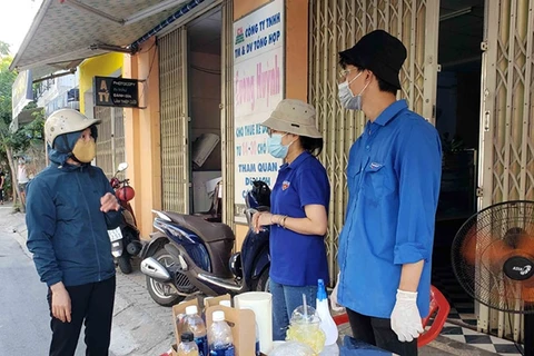 Miles de jóvenes en Da Nang se ofrecen como voluntarios para enfrentar al COVID-19