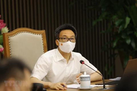 Trabajadores en parques industriales en Vietnam deben realizar declaración sanitaria 