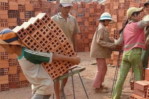 Vietnam busca prevenir y reducir el trabajo infantil
