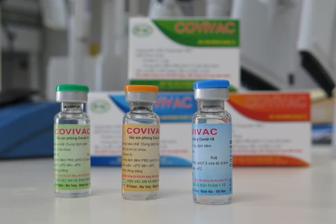 Primer Ministro vietnamita pide acelerar la producción doméstica de vacunas contra el COVID-19