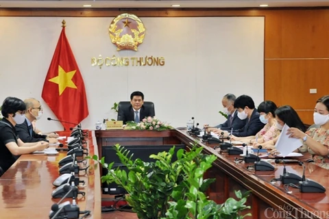 Vietnam y Canadá por establecer Comité Conjunto de Economía y Comercio
