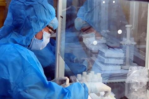 Vietnam desarrolla con éxito medicamento contra el virus SARS-CoV-2