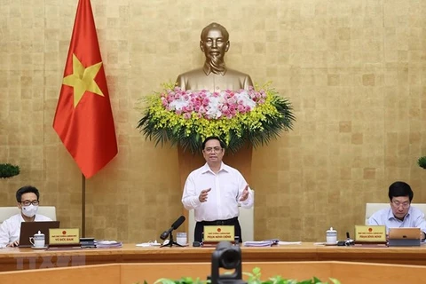 Vietnam insiste en su objetivo del crecimiento económico