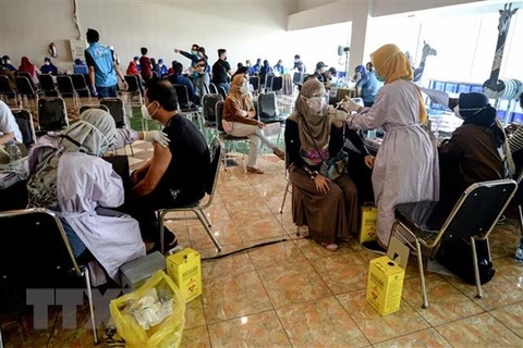 Indonesia exige certificado de vacunación a personas que ingresan al país