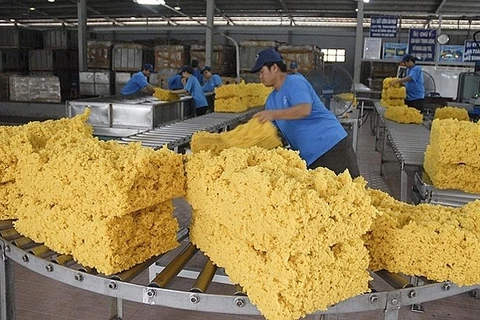 Vietnam ingresa mil millones de dólares por exportación de caucho