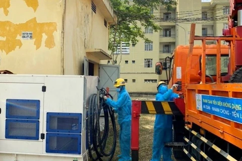 Ciudad Ho Chi Minh garantiza electricidad para hospitales de campaña