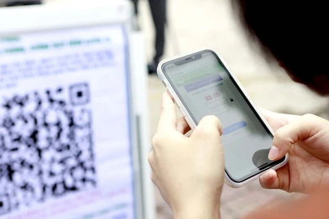 Ciudad Ho Chi Minh impulsa envío de resultado de prueba de COVID-19 mediante aplicación móvil