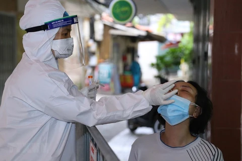 Vietnam reporta nuevo récord de nuevos casos diarios de COVID-19