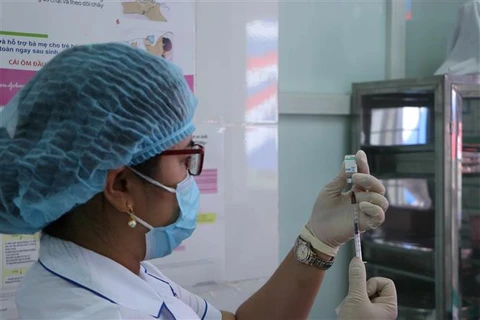Realizan vacunación contra COVID-19 para personas en zonas fronterizas de Vietnam