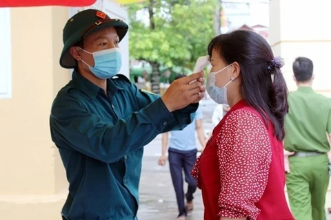 COVID-19: Avanza vacunación de obreros en parques industriales de la provincia vietnamita de Quang Ninh 