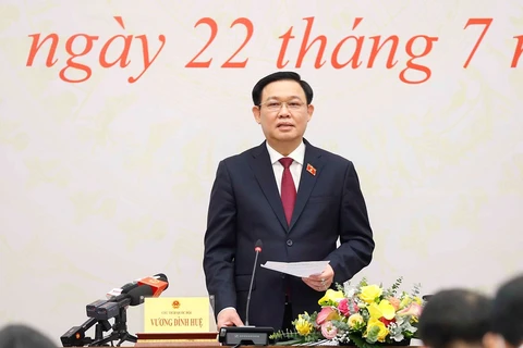 Proponen tareas clave para mejorar actividades del Parlamento vietnamita