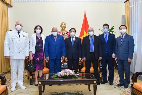 Proponen promover cooperación Vietnam-Cuba en producción de vacunas contra COVID-19 