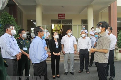 Exigen a provincia vietnamita de Long An fortalecer prevención de COVID-19