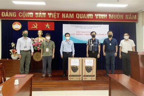 Vietnamitas en ultramar apoyan lucha contra el COVID-19 en su país de origen