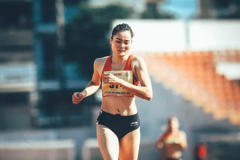 Corredora vietnamita competirá en semifinal femenina de 400 metros vallas