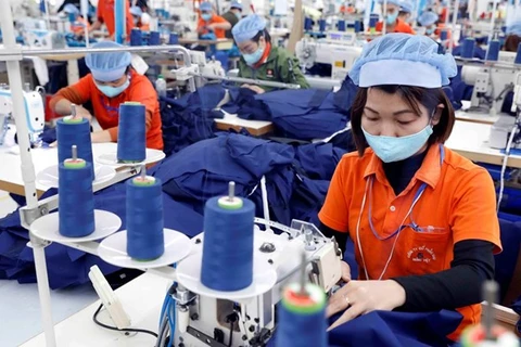 En alza exportaciones textiles de Vietnam en primer semestre