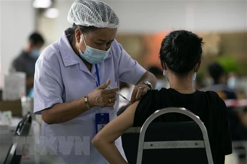 Situación pandémica sigue complicada en Laos y Camboya