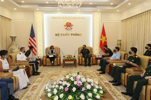 Vietnam y EE.UU. por agilizar cooperación en superación de secuelas de bombas y dioxina