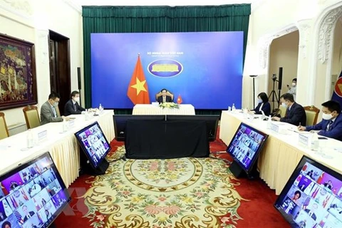 Canciller vietnamita asiste a reunión ministerial de Amigos del Mekong