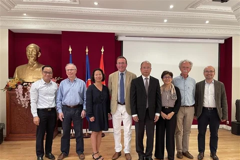 Resaltan contribución de Federación médica Francia-Vietnam a los lazos bilaterales