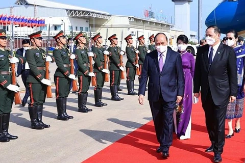 Presidente de Vietnam llega a Vientiane para iniciar visita oficial a Laos