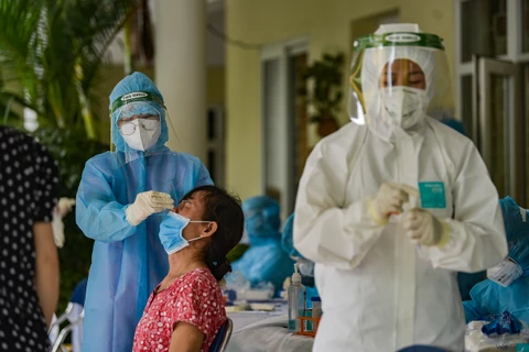 Hanoi realiza pruebas de COVID-19 a 3,3 millones de personas 