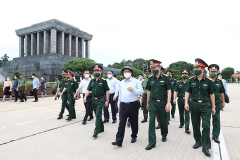 Primer ministro de Vietnam urge a una mejor preservación de Mausoleo de Ho Chi Minh 