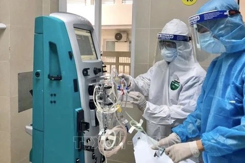 Hanoi prepara suministro de oxígeno médico para pacientes graves del COVID-19