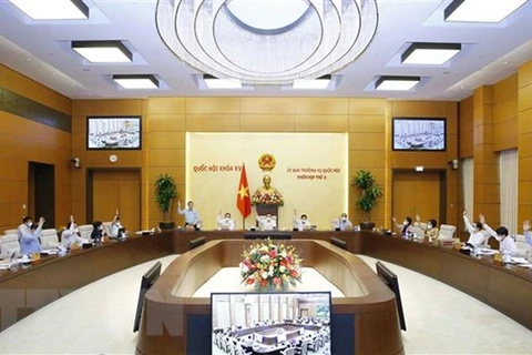 Comité Permanente del Parlamento de Vietnam debate asignaciones presupuestarias 