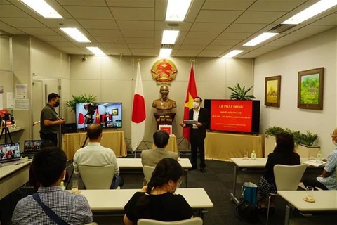 Consulado General de Vietnam en Japón recauda fondo de vacunas contra el COVID-19